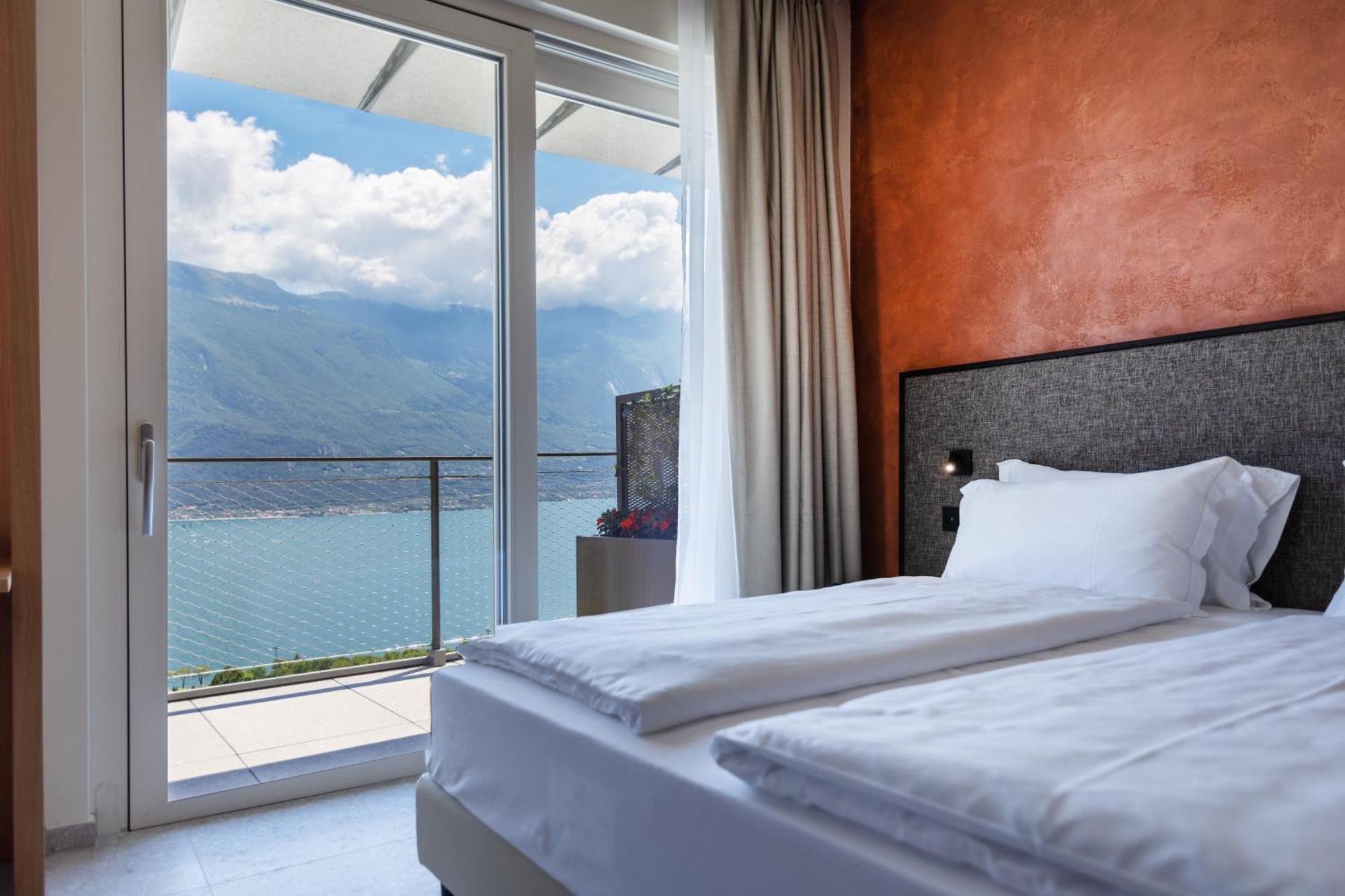 Llac Living Nature Hotel Limone sul Garda Luaran gambar
