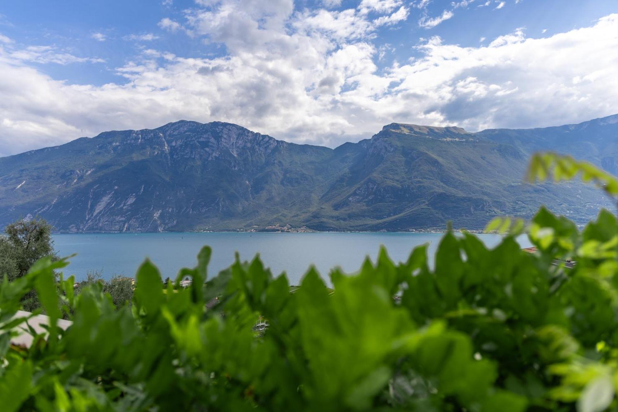 Llac Living Nature Hotel Limone sul Garda Luaran gambar
