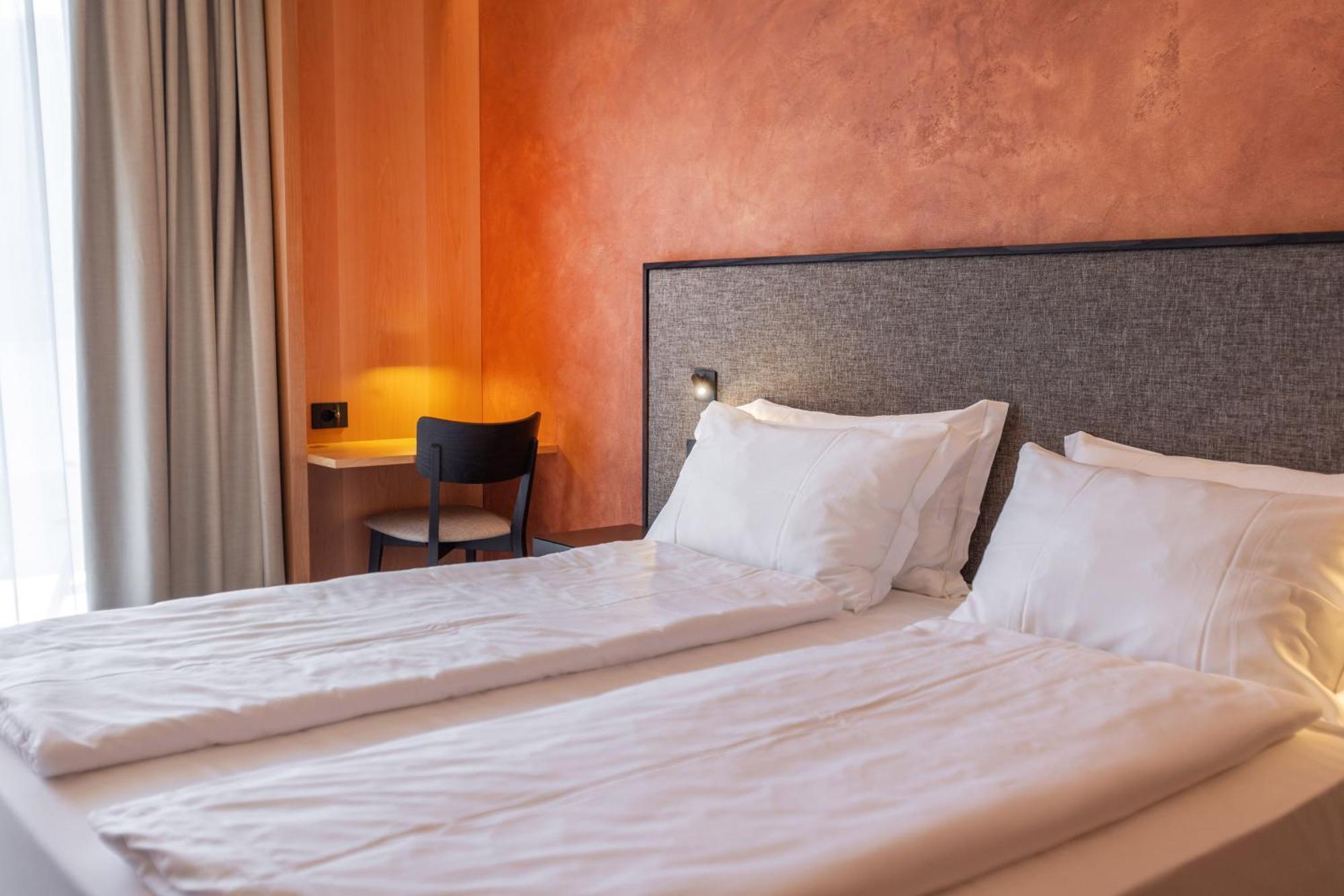 Llac Living Nature Hotel Limone sul Garda Bilik gambar