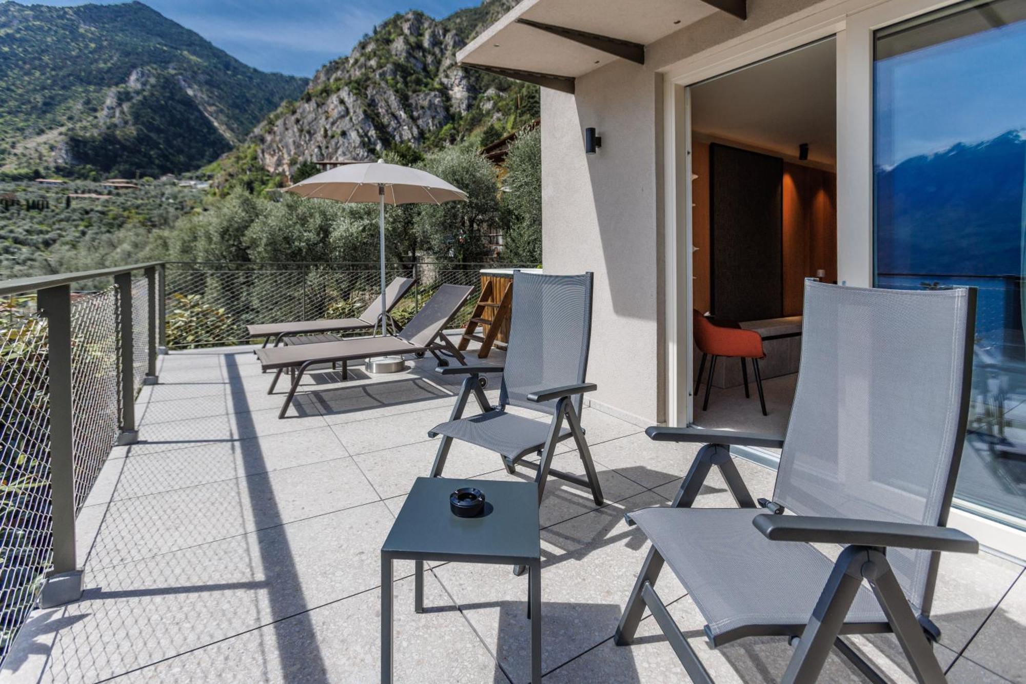 Llac Living Nature Hotel Limone sul Garda Bilik gambar