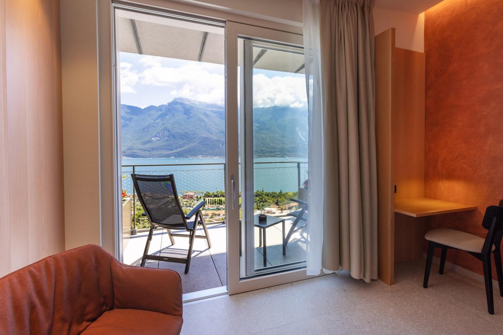 Llac Living Nature Hotel Limone sul Garda Bilik gambar