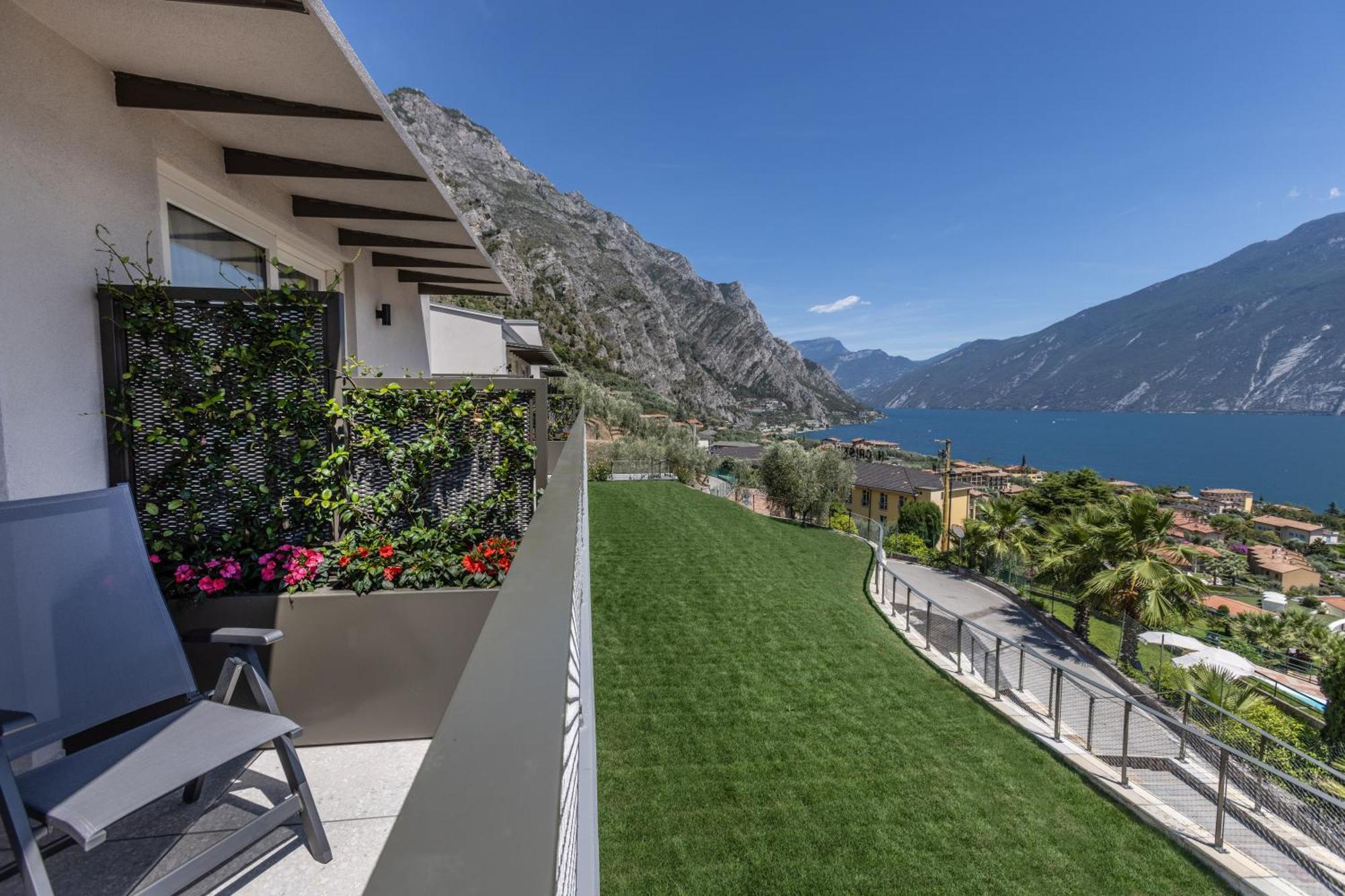 Llac Living Nature Hotel Limone sul Garda Bilik gambar