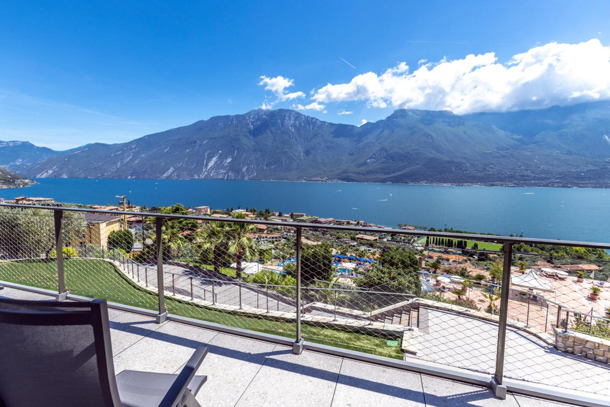 Llac Living Nature Hotel Limone sul Garda Luaran gambar